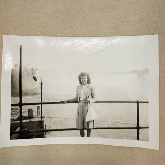 Vintage 1946 Photo Album Niagara Falls New York & Canada Clippings Cars Trolley - Picture 8 of 16